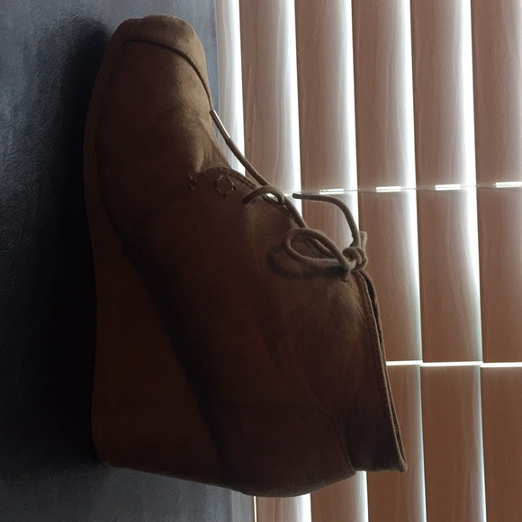 Ankle booties - Picture 4 of 4